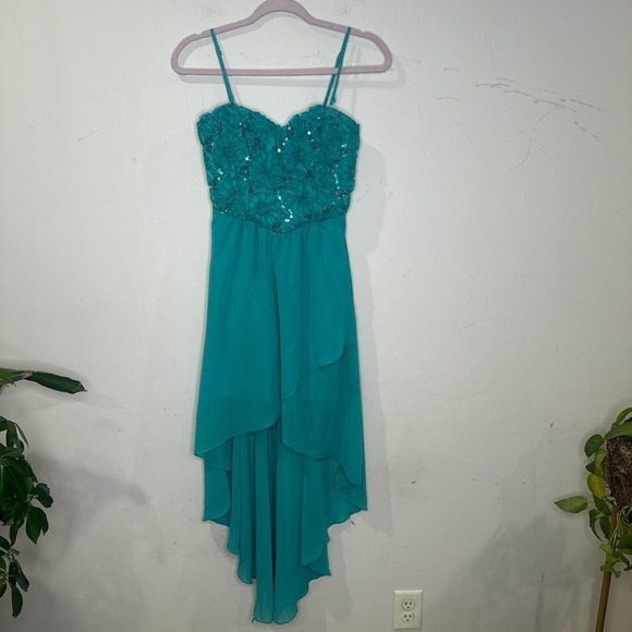 Speechless Dresses & Skirts - Y2K Fairy Whimsical Teal high low prom dress with sequins flower detail 5 Smal‎